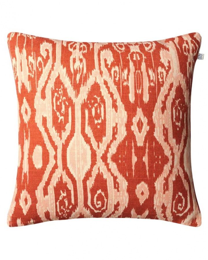 Orange kuddfodral i Linne Ikat Madras